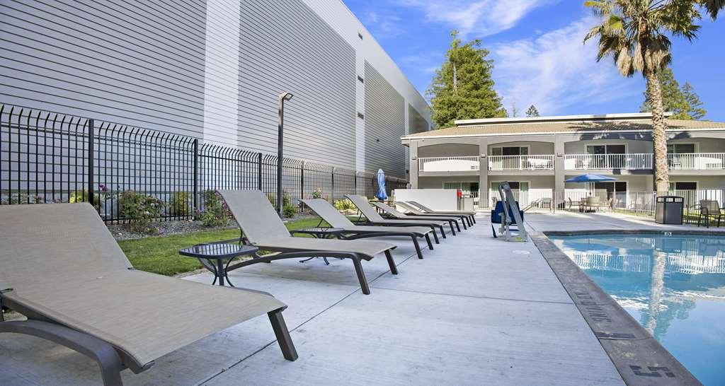 Surestay Plus Hotel By Best Western Sacramento North Konforlar fotoğraf