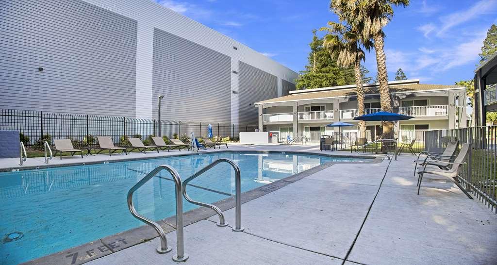 Surestay Plus Hotel By Best Western Sacramento North Konforlar fotoğraf