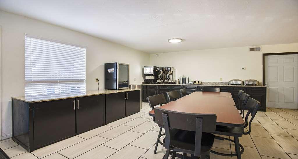 Surestay Plus Hotel By Best Western Sacramento North Restoran fotoğraf
