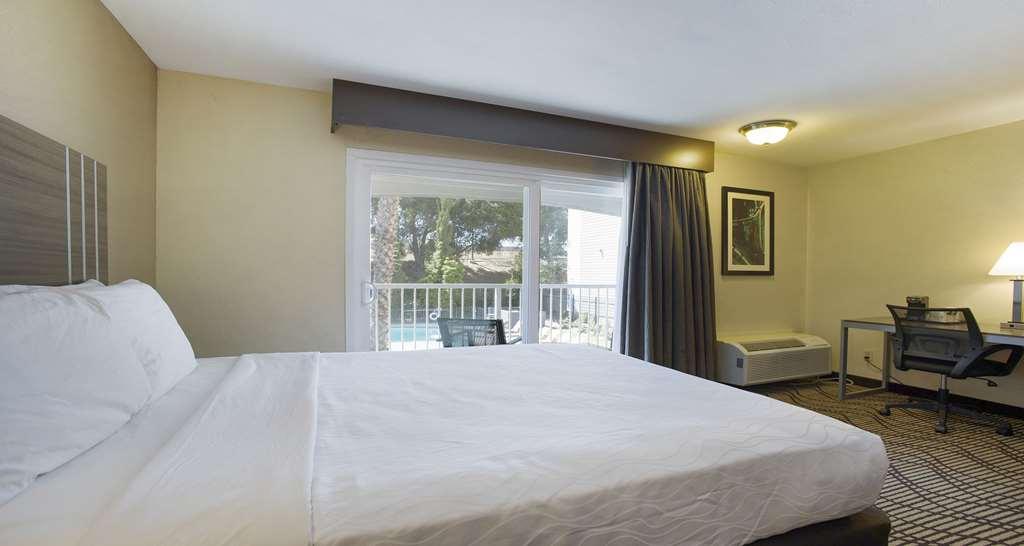 Surestay Plus Hotel By Best Western Sacramento North Oda fotoğraf